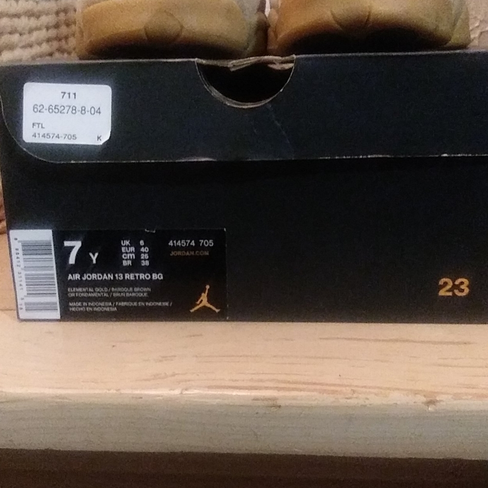 💙Jordan's 13 Retro sneakers💙 - Picture 7 of 7